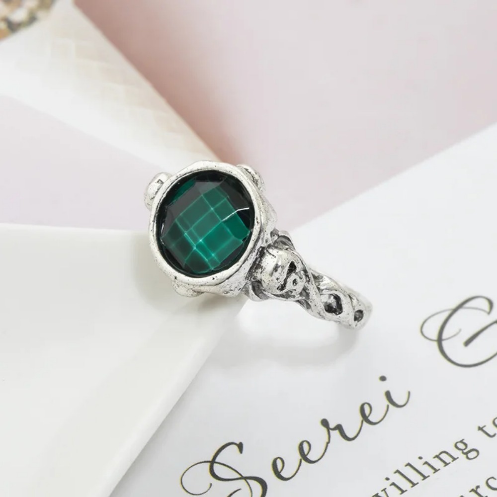 New Vintage Niche Classic Pira - Gothic Skull Ring 리뷰 및 가격