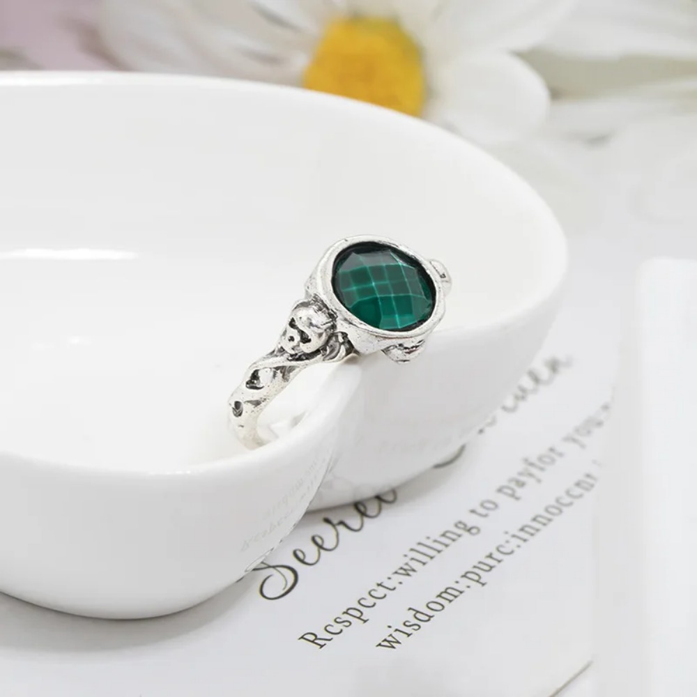 New Vintage Niche Classic Pira - Gothic Skull Ring 리뷰 및 가격
