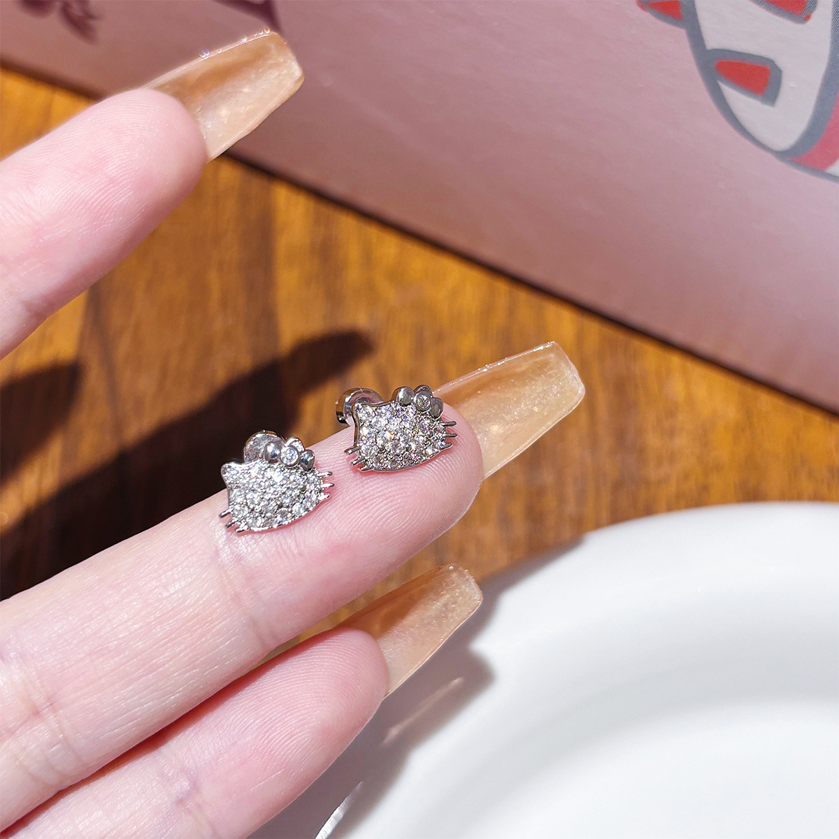 Stainless steel super flash fu - Diamond Stud Earrings 리뷰 및 가격