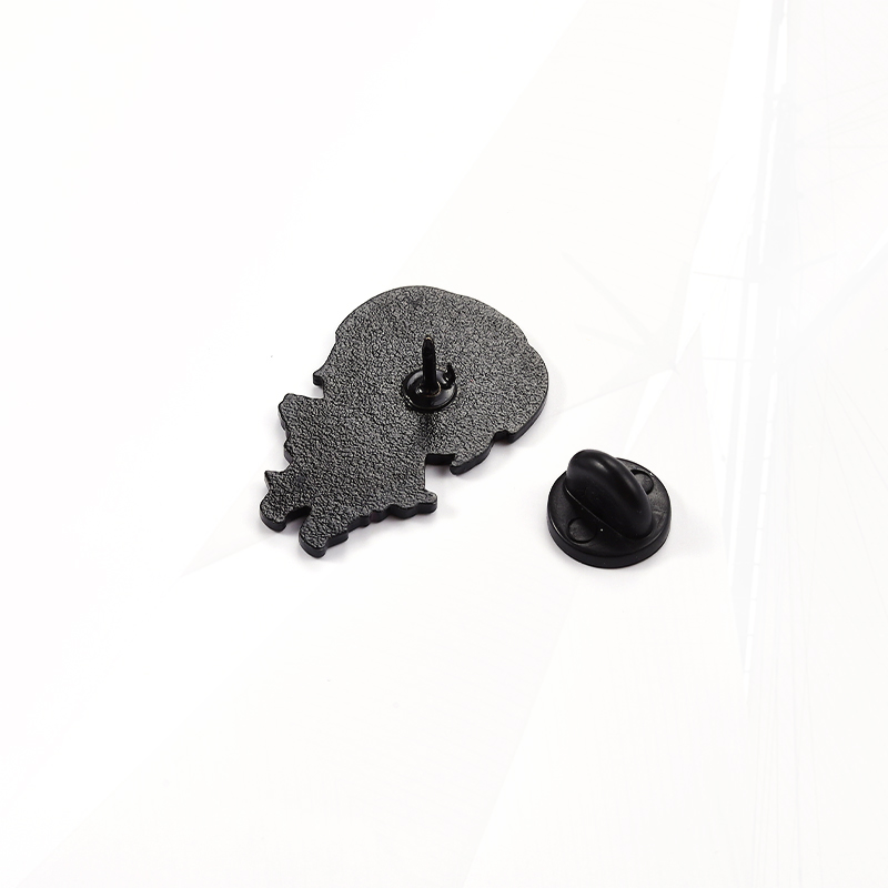 Mikasa Armin Levi Pines Lapel  - Levi Jewelry & Watches Inc 리뷰 및 가격