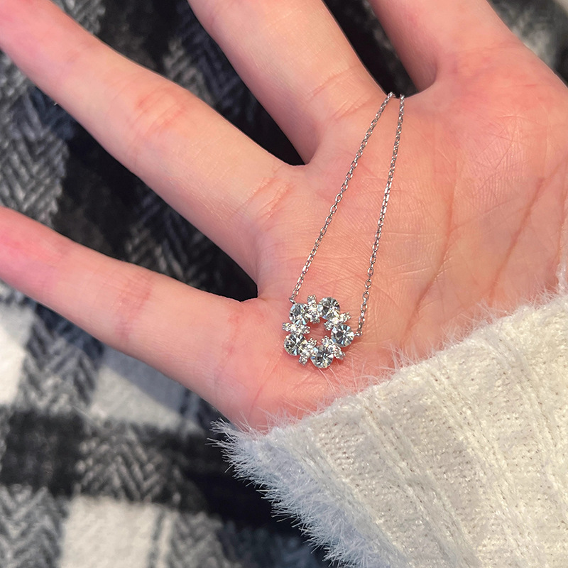 925 Sterling Silver Exquisite  - Crystal Choker Necklace 리뷰 및 가격
