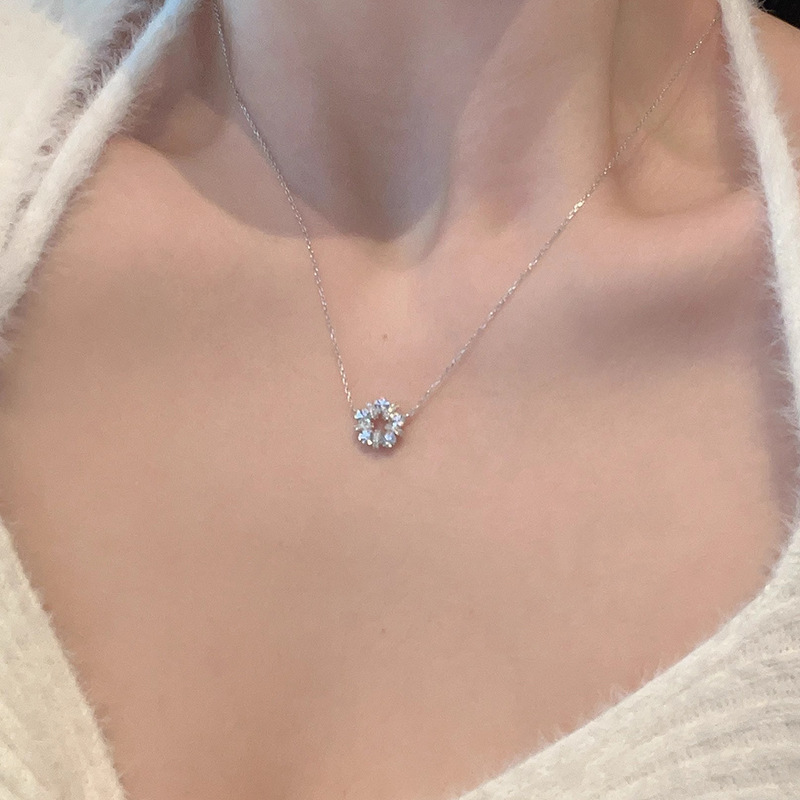 925 Sterling Silver Exquisite  - Crystal Choker Necklace 리뷰 및 가격