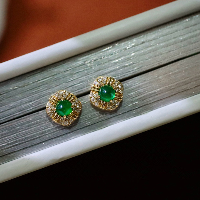 Aazuo Fine Jewelry 18K Yellow  - Diamond Stud Earrings 리뷰 및 가격