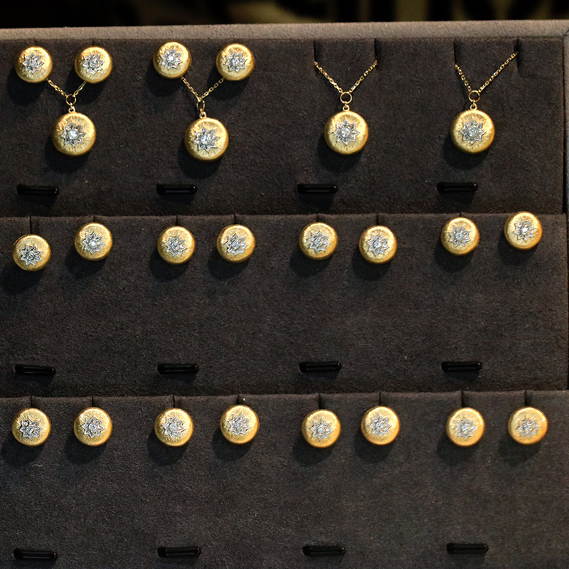 LUOWEND 100% 18K Yellow Gold E - Diamond Stud Earrings 리뷰 및 가격