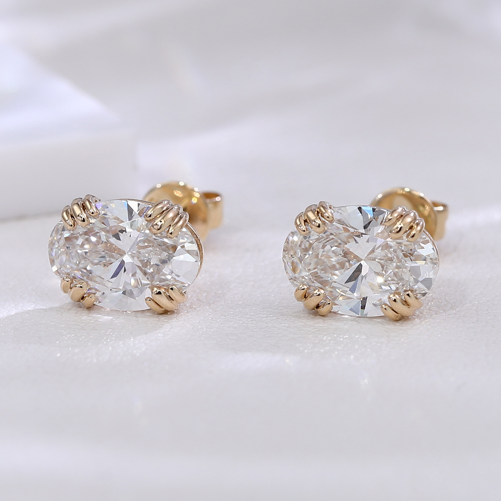 Provence Luxury Oval cut Earri - Diamond Stud Earrings 리뷰 및 가격