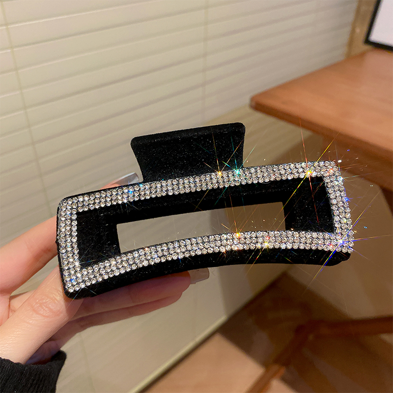 Flocking Rhinestone Blacke Hai - Shop Jewelry & Watches Near Me 리뷰 및 가격
